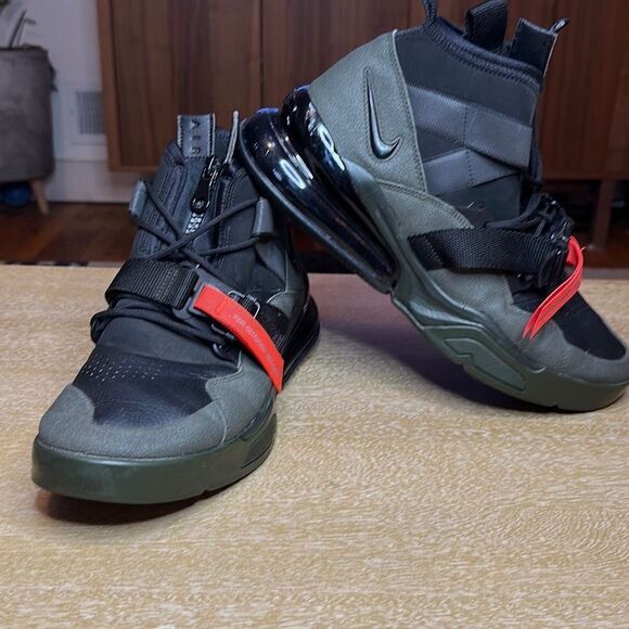 Air Force 270 Utility‎ \'Sequoia\' main image 6